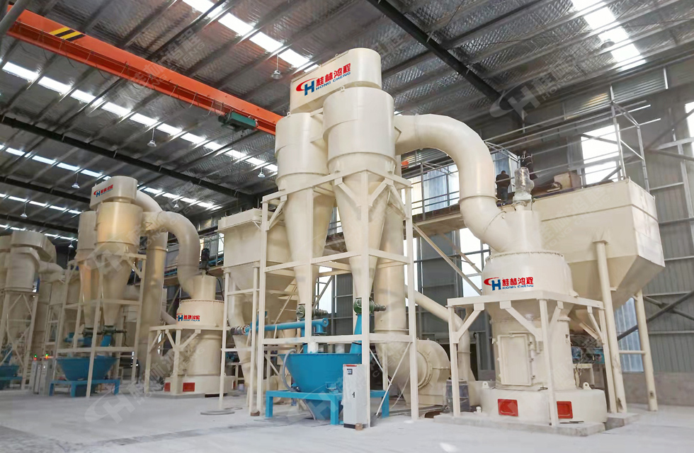 4臺HC1900雷蒙磨齊上陣,助力客戶提效益,促進發展! 4臺HC1900雷蒙磨齊上陣,助力客戶提效益,促進發展!