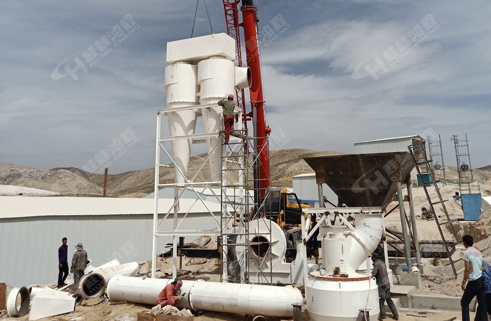 HCQ1500擺式磨粉機(jī)寧夏客戶安裝現(xiàn)場(chǎng) HCQ1500擺式磨粉機(jī)寧夏客戶安裝現(xiàn)場(chǎng)