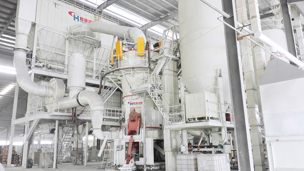 小型石膏超細(xì)粉碎機(jī)-1 小型石膏超細(xì)粉碎機(jī)-1