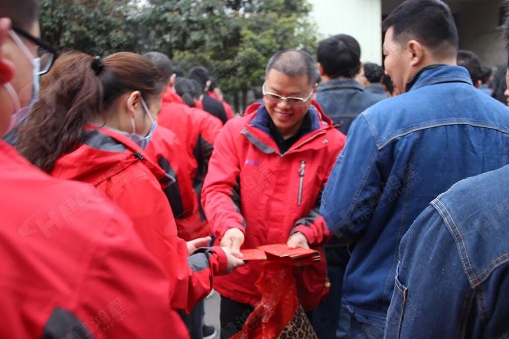 桂林鴻程磨粉機廠家 桂林鴻程磨粉機廠家